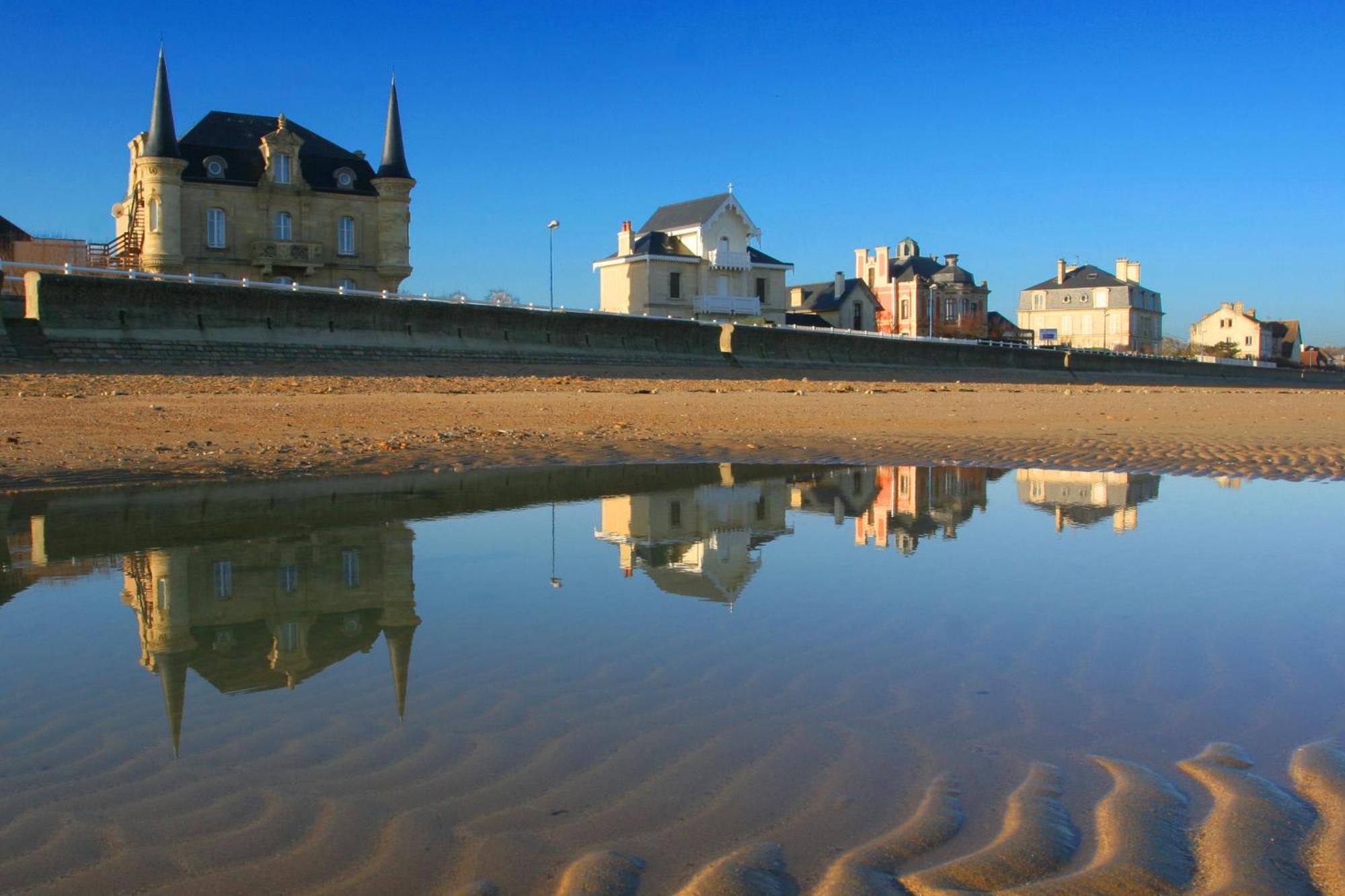 Les Tourelles Village De Vacances Asnelles Exterior photo
